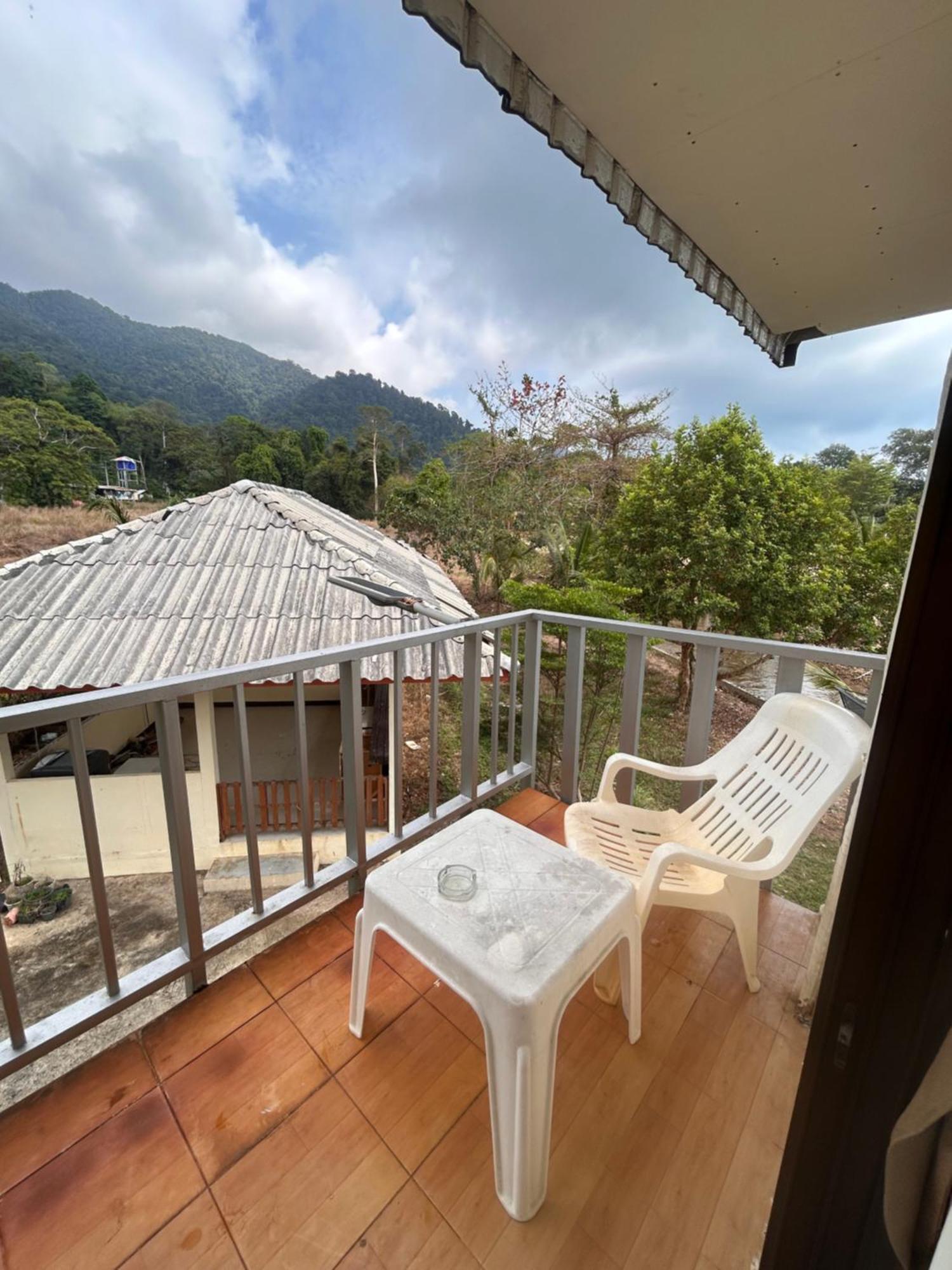 Tchin Tchin Guesthouse Ко Чанг Экстерьер фото