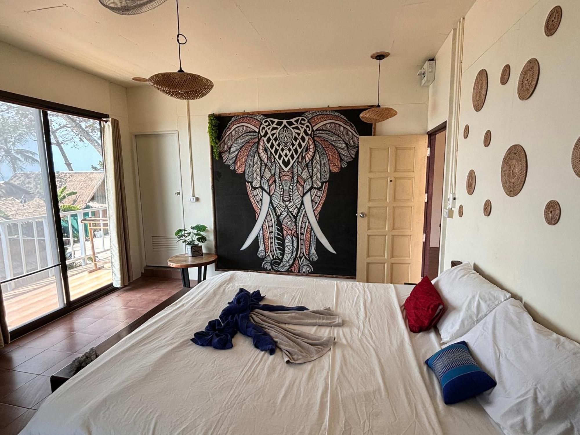 Tchin Tchin Guesthouse Ко Чанг Экстерьер фото